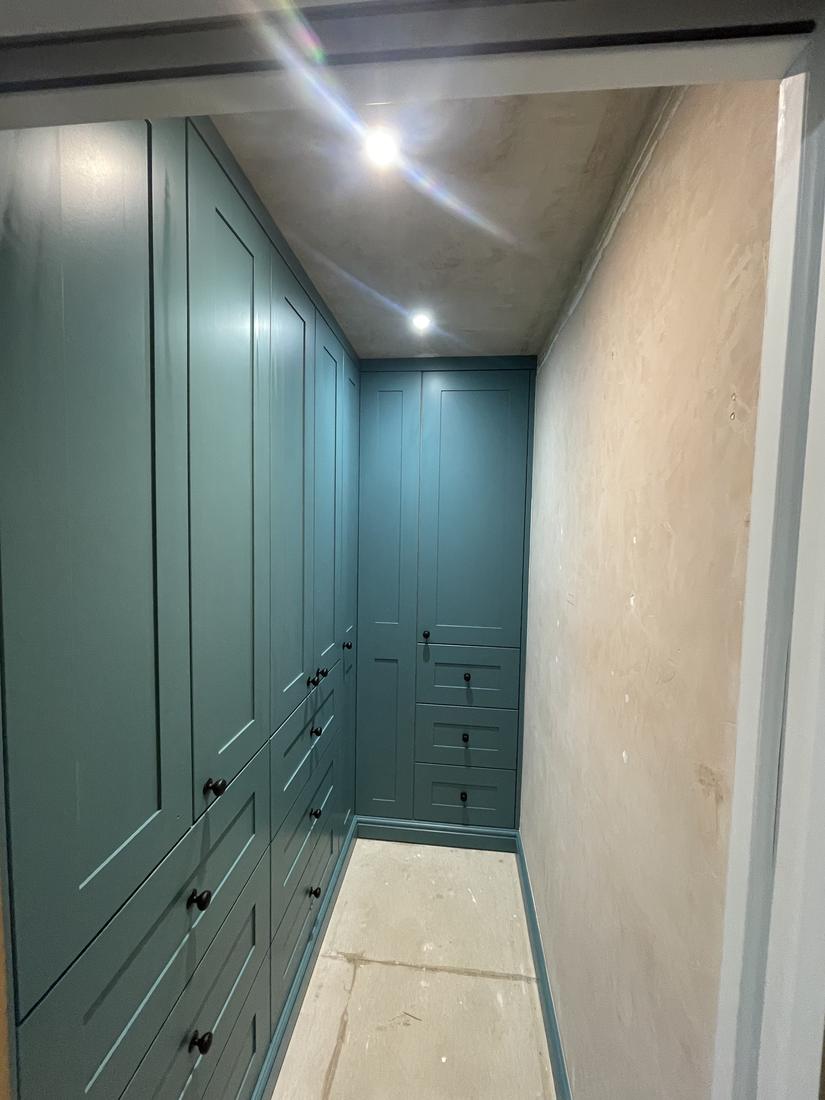 Teal fitted dressing room